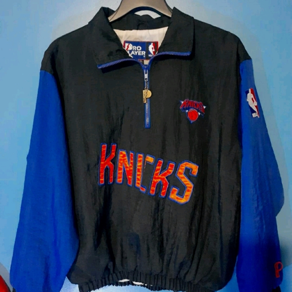 Vintage Pro Player NewYork Knicks Windbreaker
